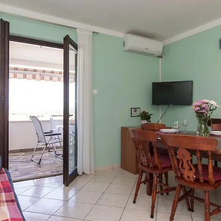 Apartments Marmelic in Punat, Krk Exterior foto