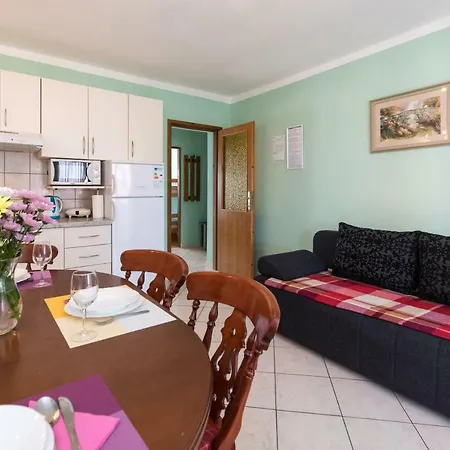 Apartments Marmelic in Punat, Krk Exterior foto